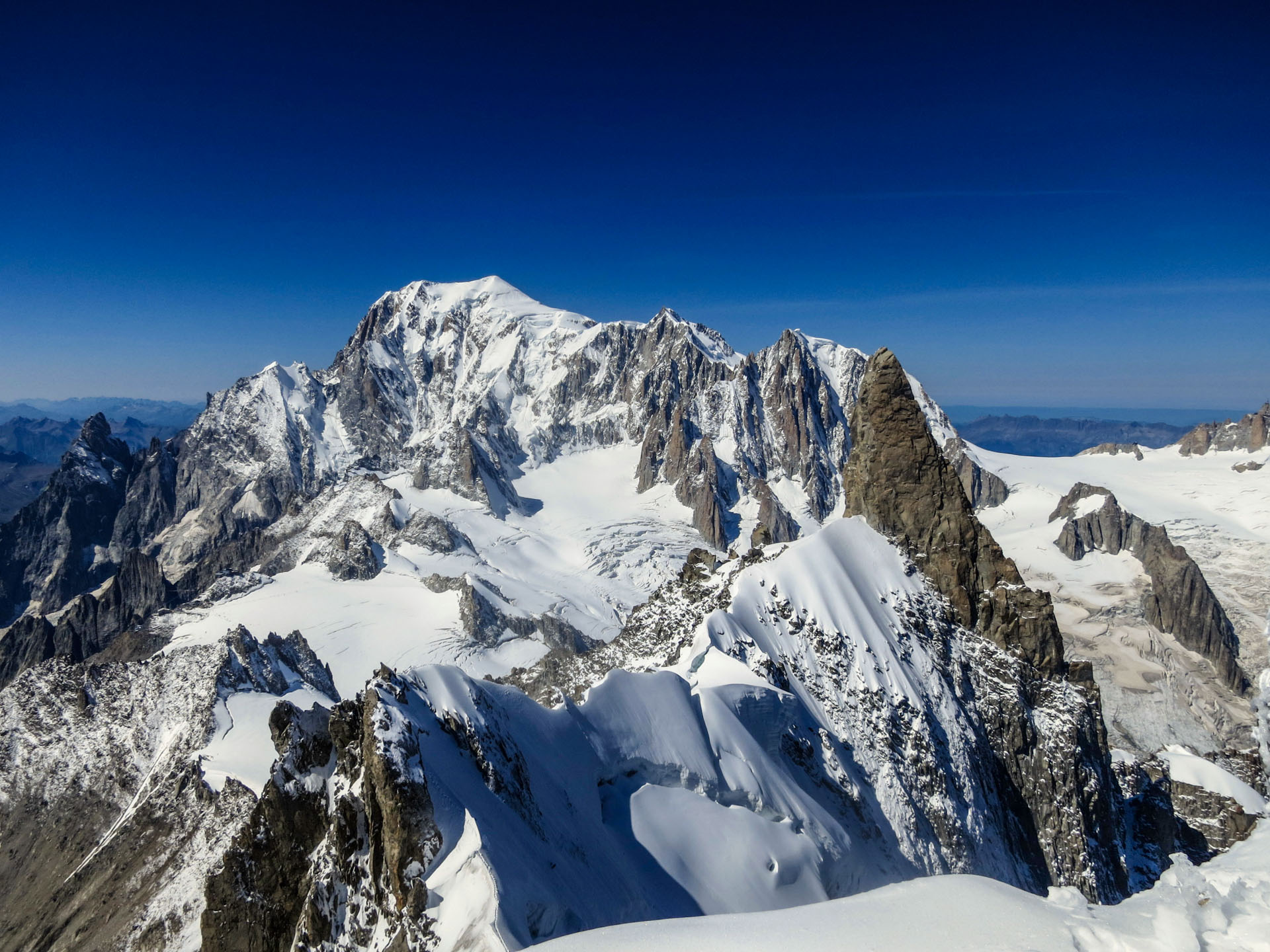 Mont Blanc ascent - Goûter Route from Chamonix - Peakshunter Guides